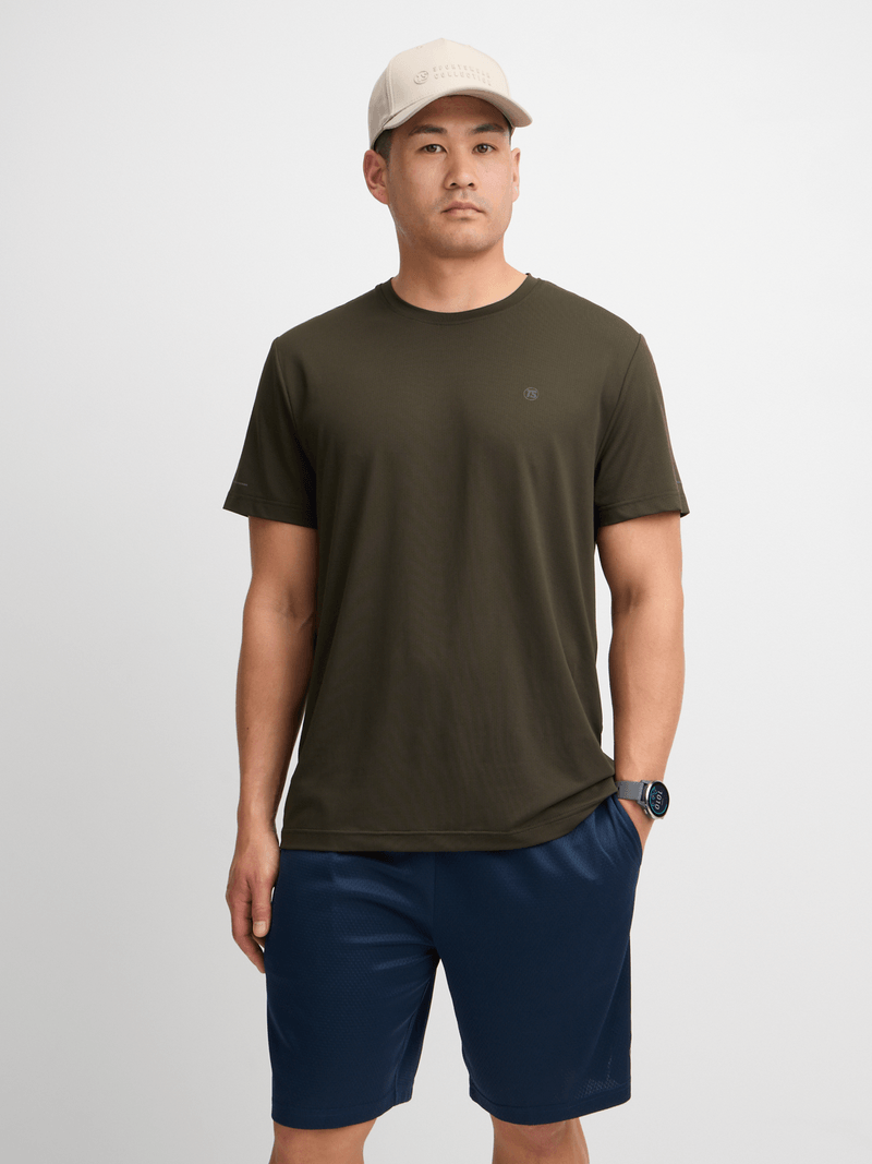 Men's Breathable Eyelet Performance Tee: Moisture-Wicking Athletic Workout Training T-Shirt