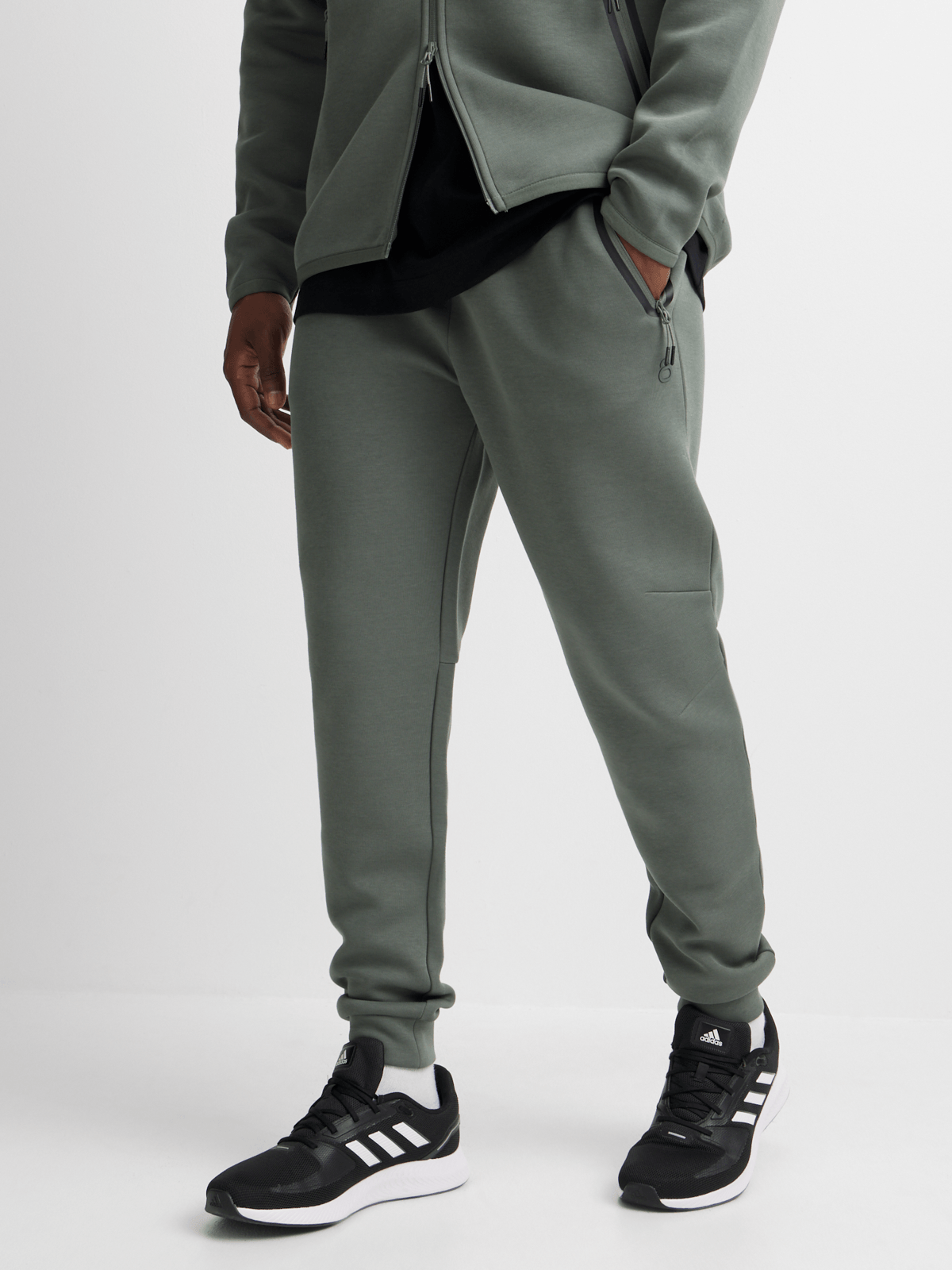 TS Men's Studio-Tech Performance Joggers with Side Pockets & Adjustable Waistband