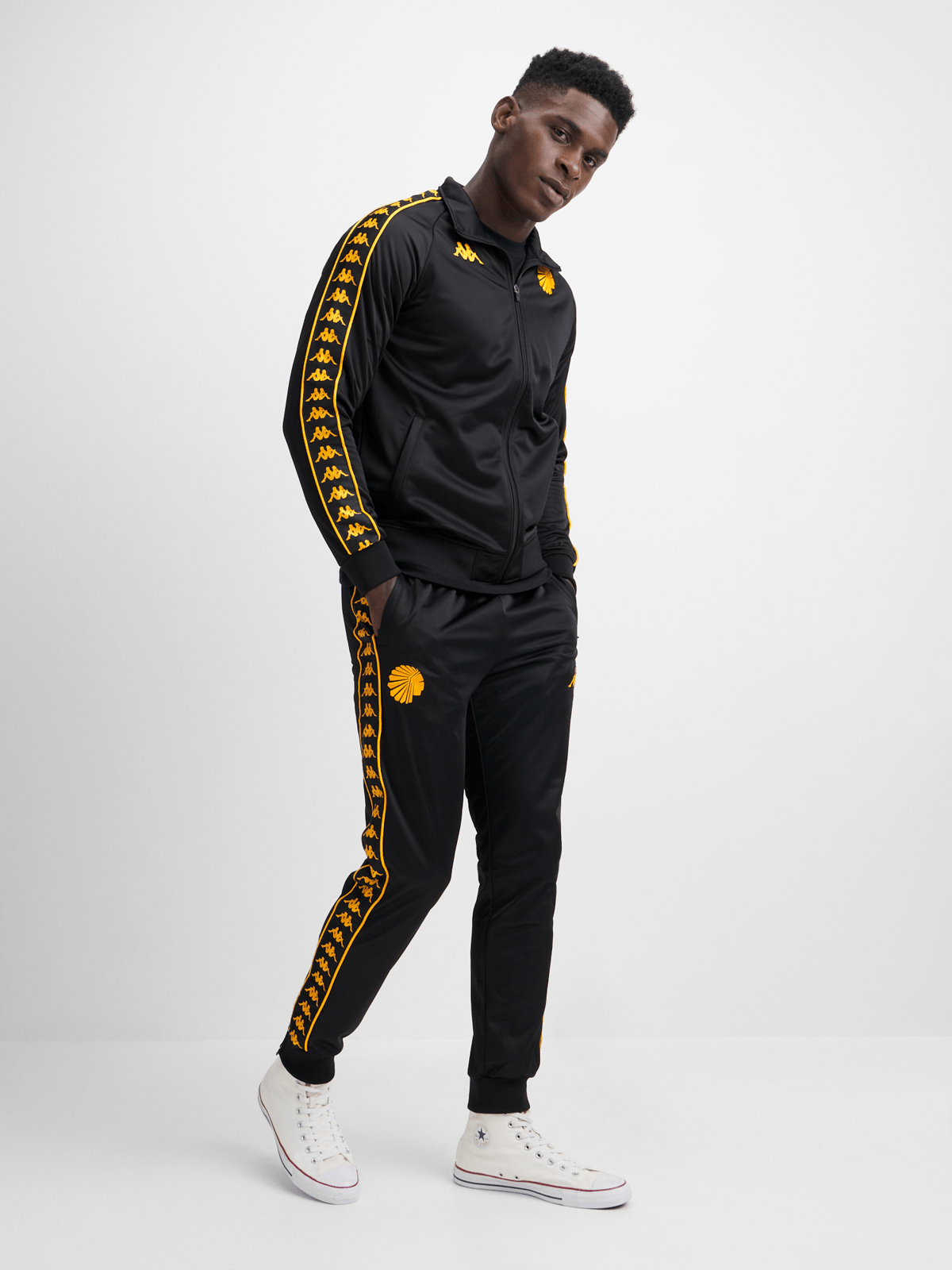 Kappa Men's Kaizer Chiefs Banda Rastoriam Black/Yellow Athletic Track Pants