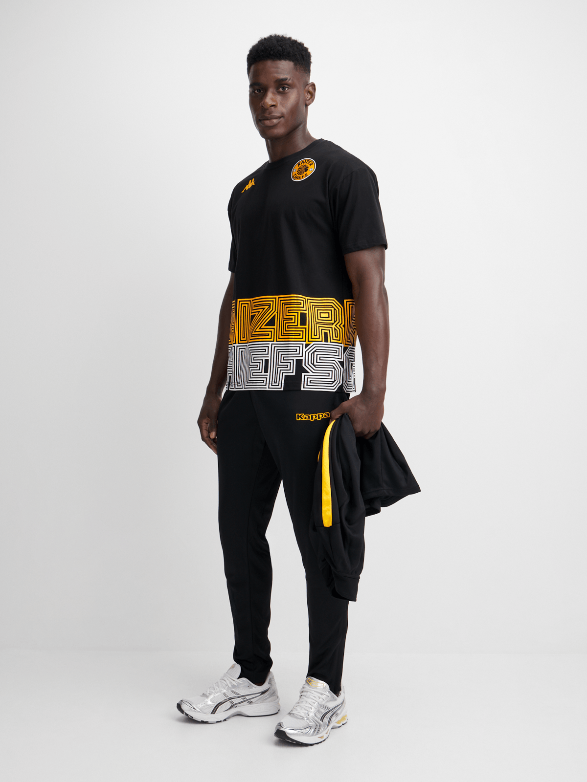 Official Kappa Kaizer Chiefs Ametod Black Tee: Premium Cotton Fan Gear Shirt