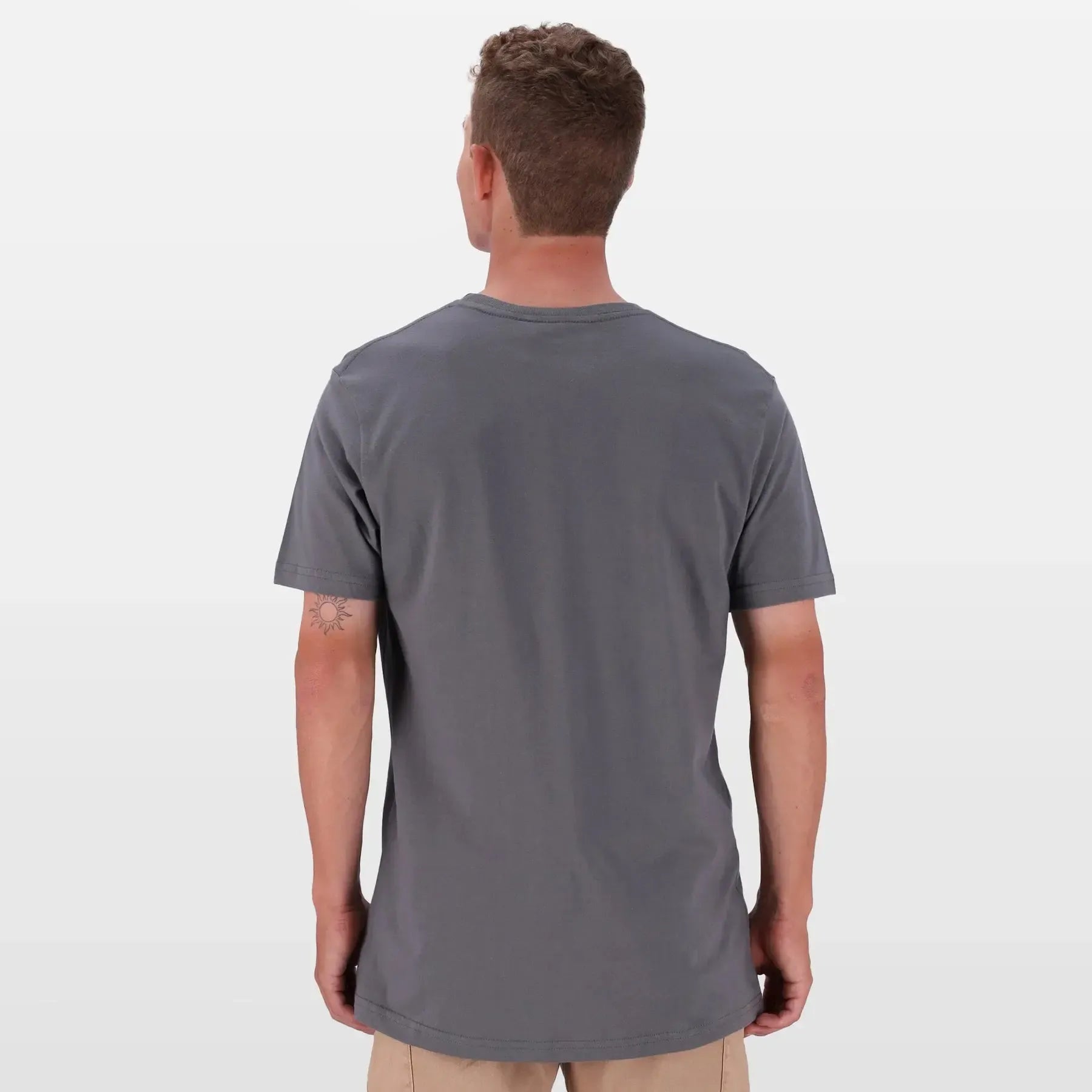 Salomon Men's Alpine Cotton T-Shirt: Sporty, Comfortable, Classic Crew Neck Top