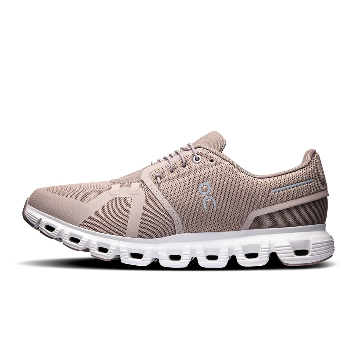 On Cloud 6  Fog | White