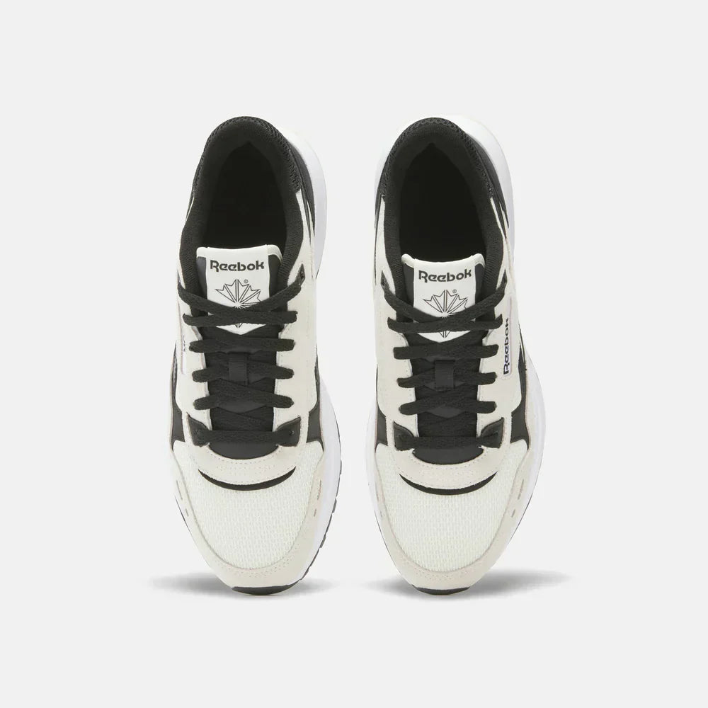 Classic Leather 2400 Running Shoes (4)