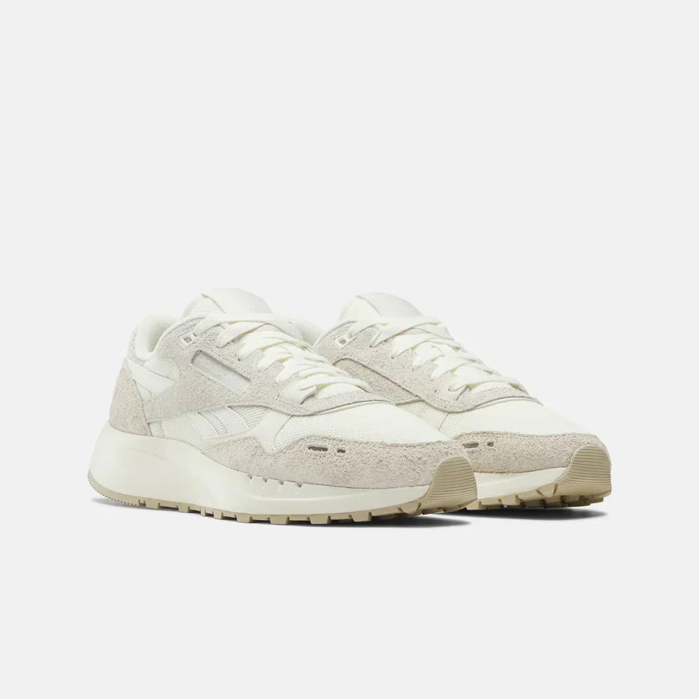 Classic Leather 2400 Shoes