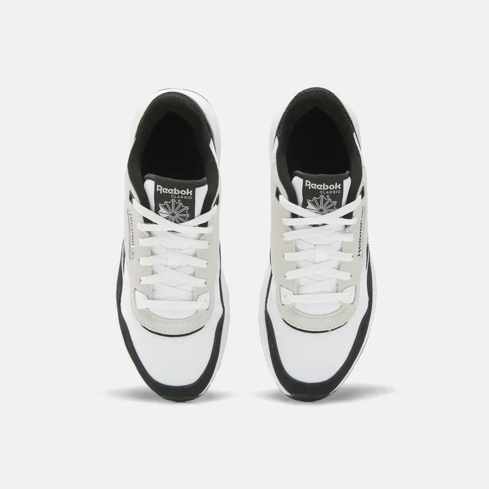 Classic Leather 2400 Shoes (4)