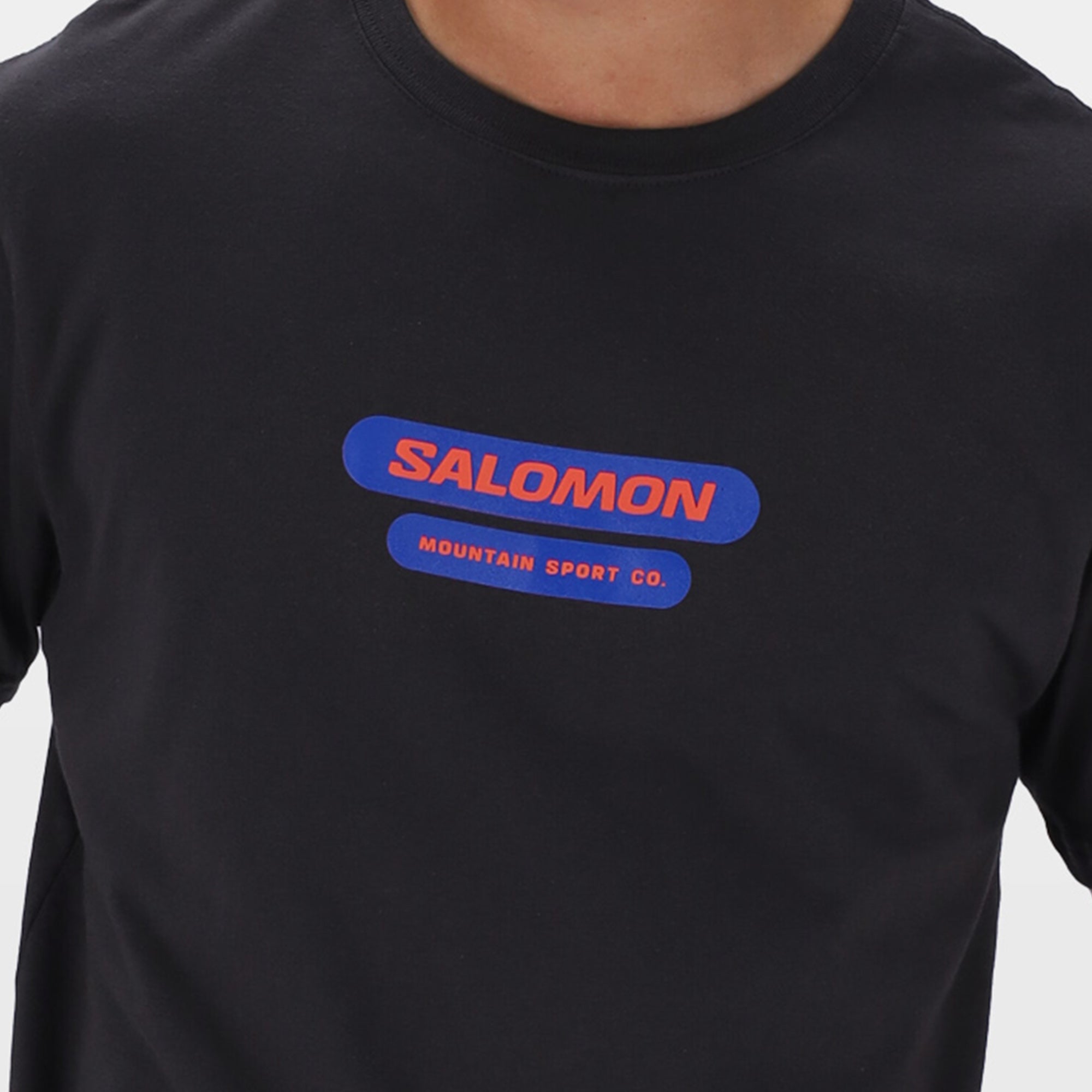 Salomon Round Trip Men's Active T-Shirt for Outdoor Adventures