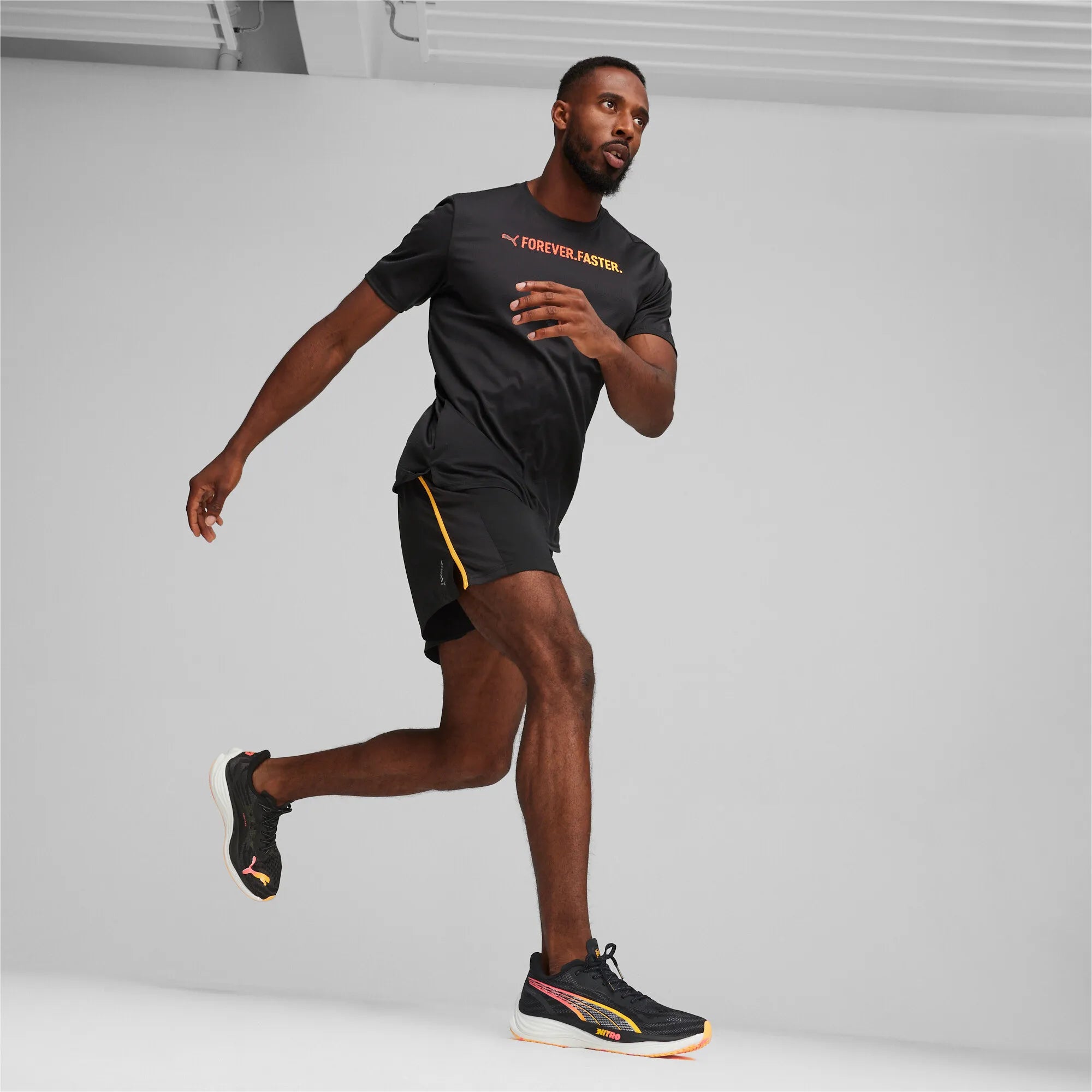 Puma Run Favorite Velocity 5" Short Black