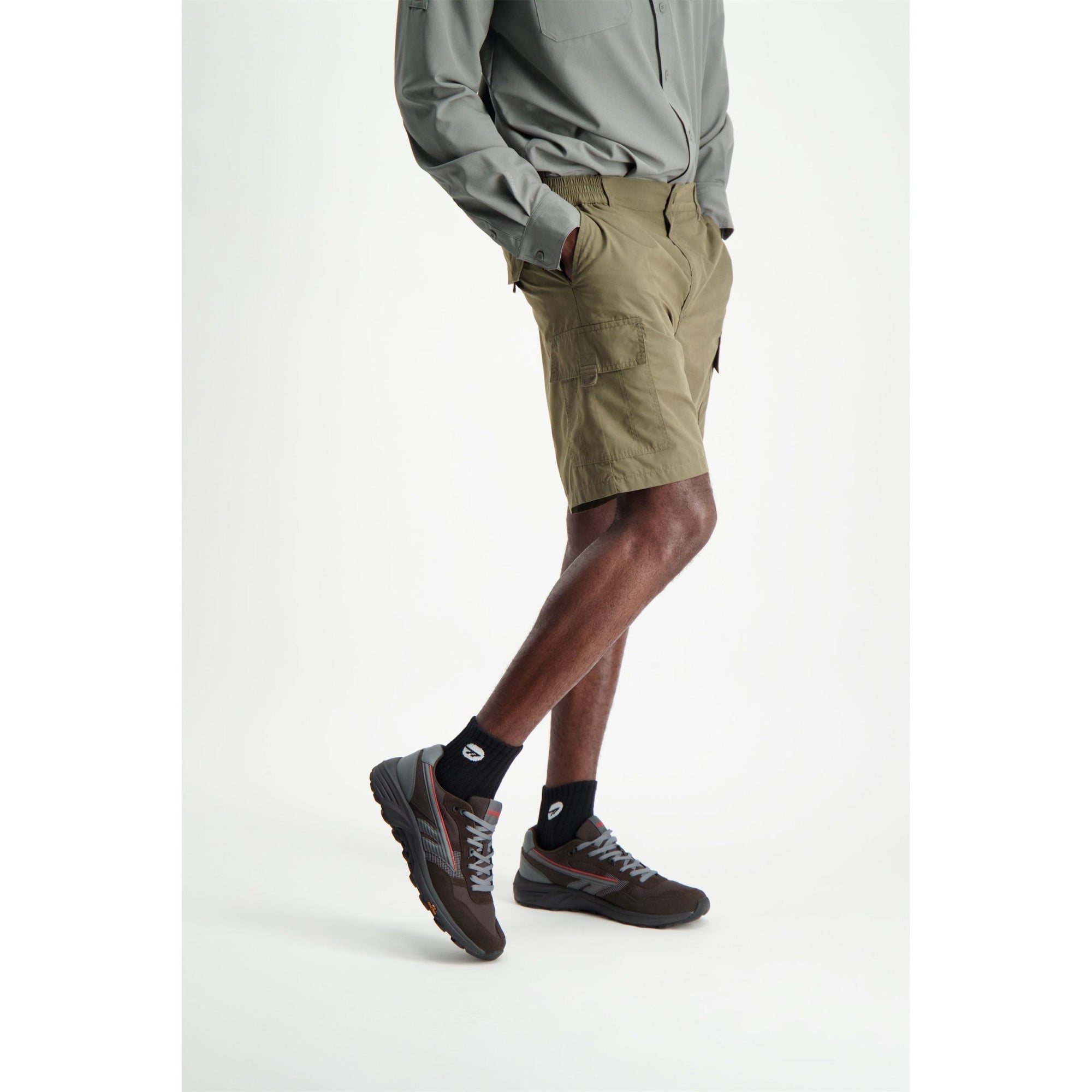 Durable Quick-Dry Men's Utility Cargo Shorts with Stash Pockets