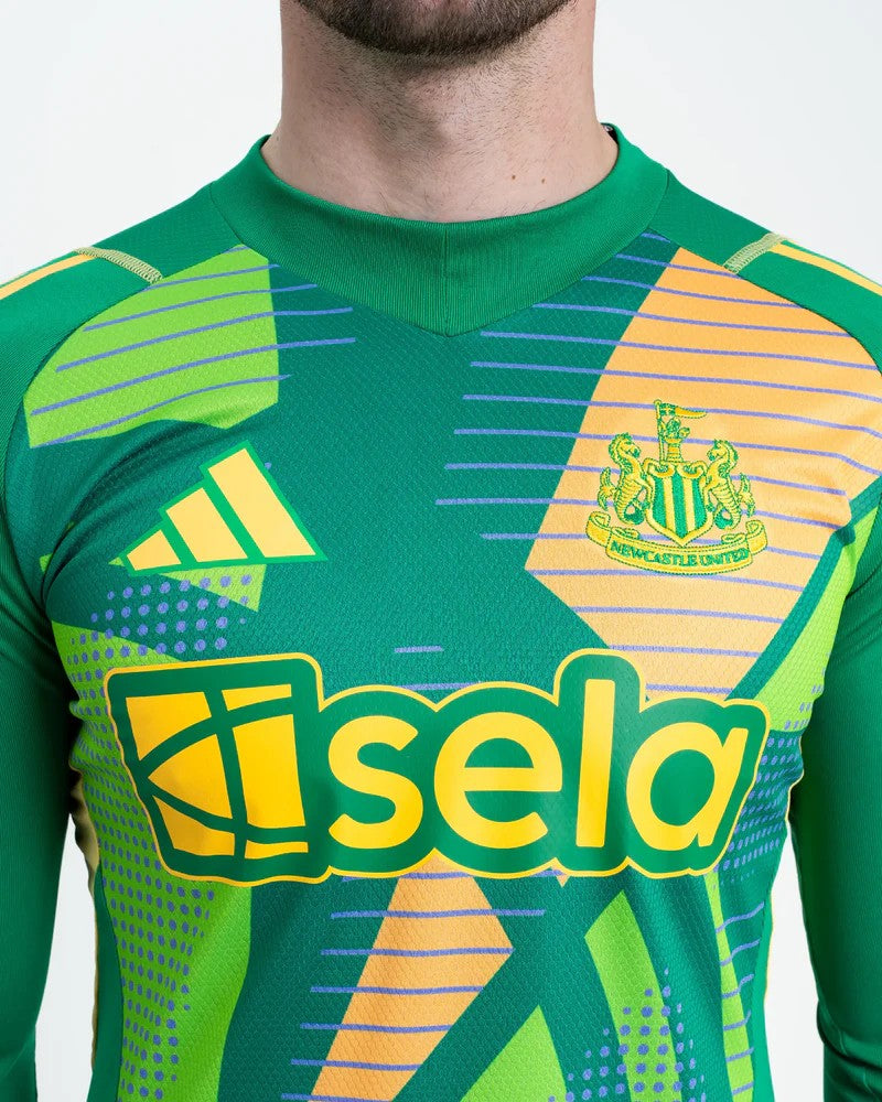 Newcastle United FC 24/25 GK Jersey